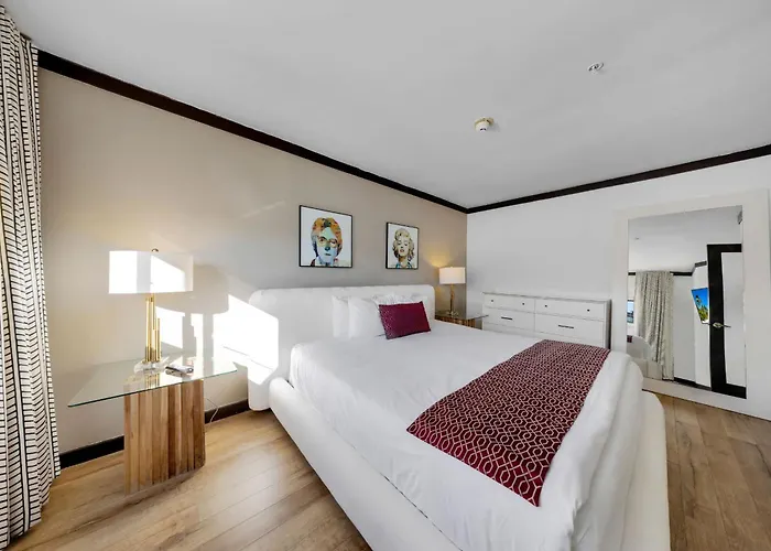 The Shoreline Suites